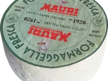 Formaggella di capra fresca